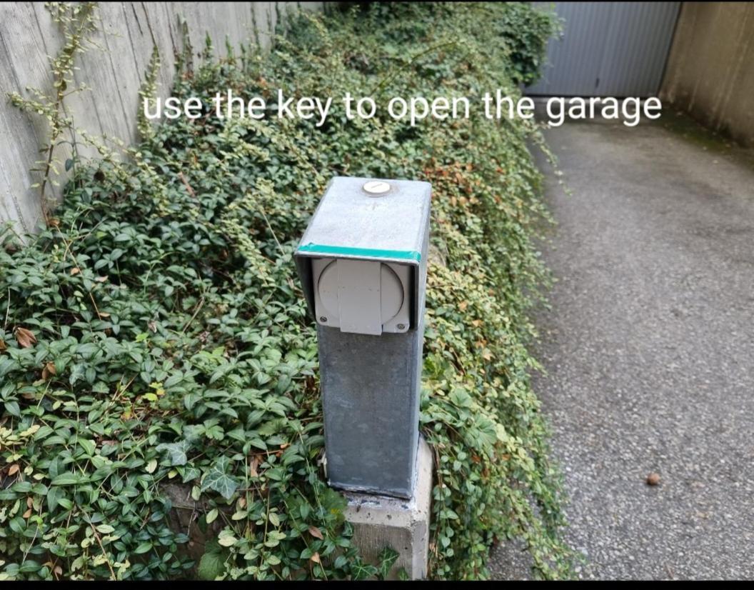 Appartement Avec Terrasse Σιόν Εξωτερικό φωτογραφία